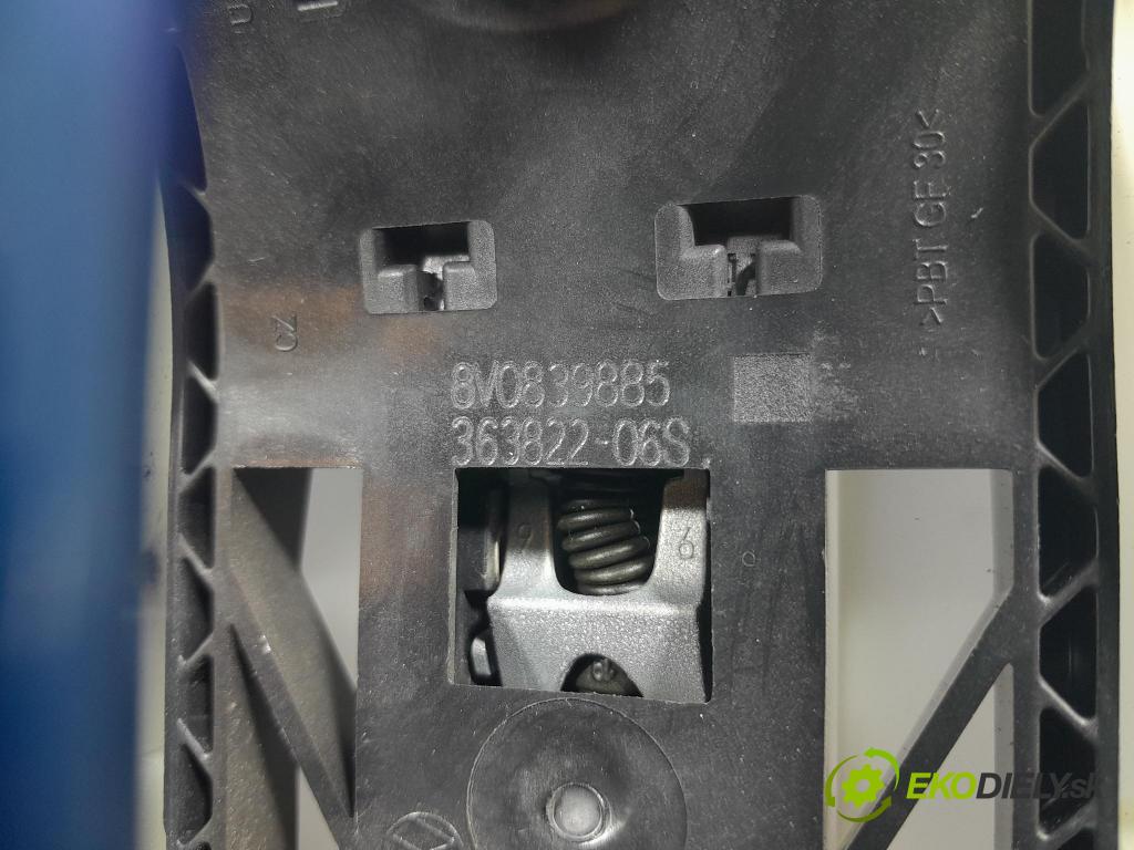 Skoda Octavia 2023 rukoväť Predné Prava: 8V0839885