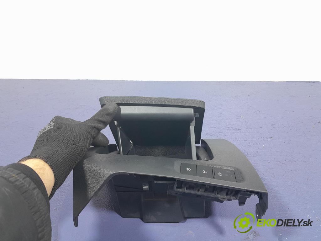 Skoda Octavia 2023 kastlík 5E4858815