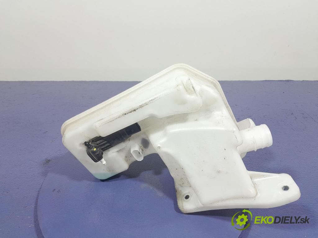 Skoda Octavia 2023 nádržka Podložka: 5WA955453A