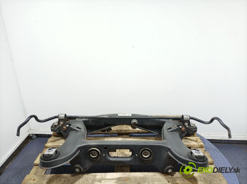 Mercedes E-klasa 2020 výztuha Pozastavenia: Zad: A2135841200