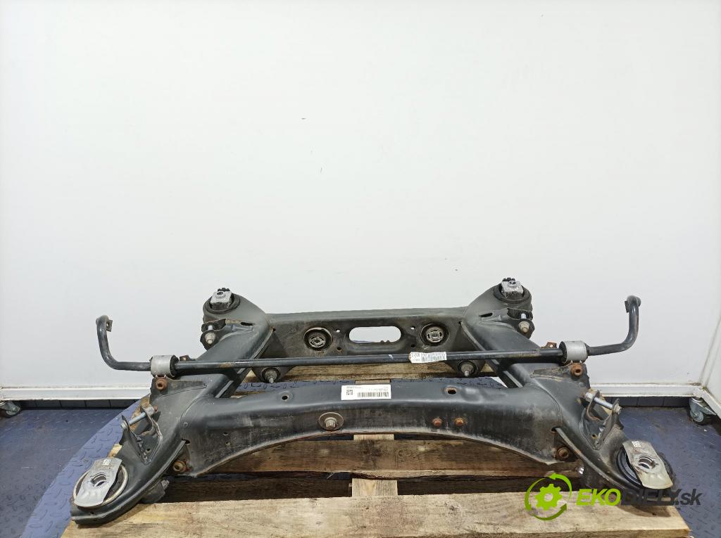 Mercedes E-klasa 2020 výztuha Pozastavenia: Zad: A2135841200