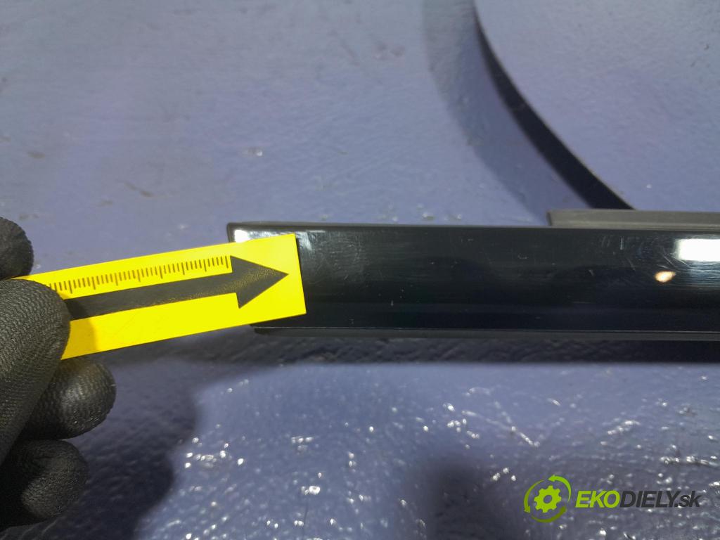 Bmw Seria 2 2020 lišta Dekoratívne: 7483139