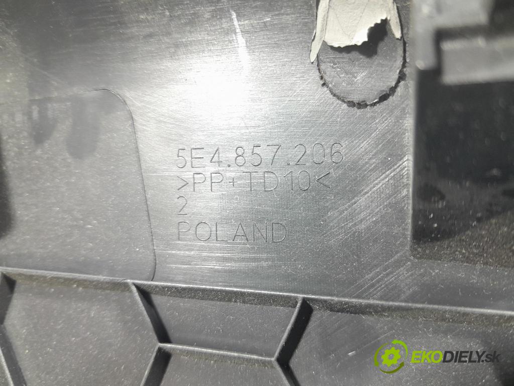 Skoda Octavia 2023 kryt Plast: Interiéry: 5E4857206