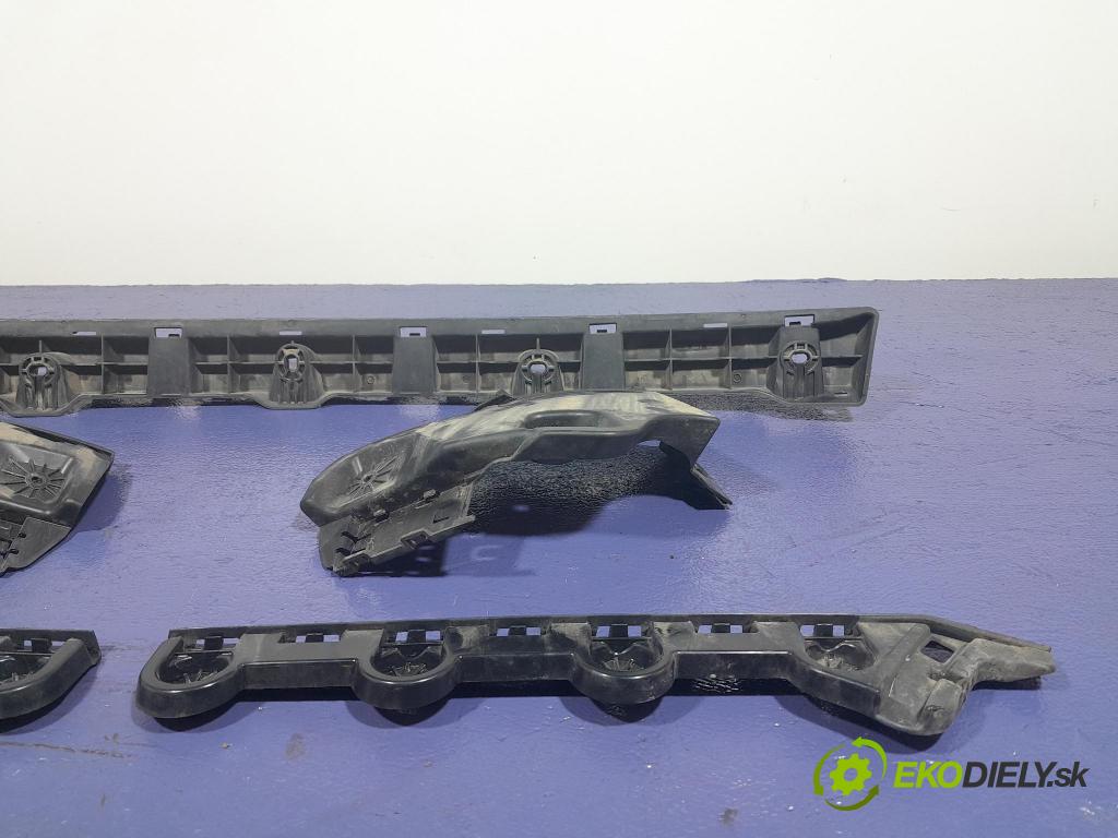 Skoda Octavia 2023 Upevnenie: narazník 5E6807863