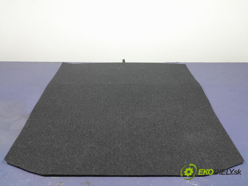 Skoda Octavia 2023 koberec do auta 5E6863463