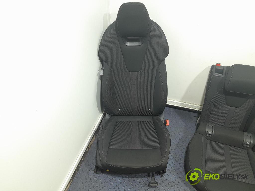 Skoda Octavia 2023 sedačke: Soubor.