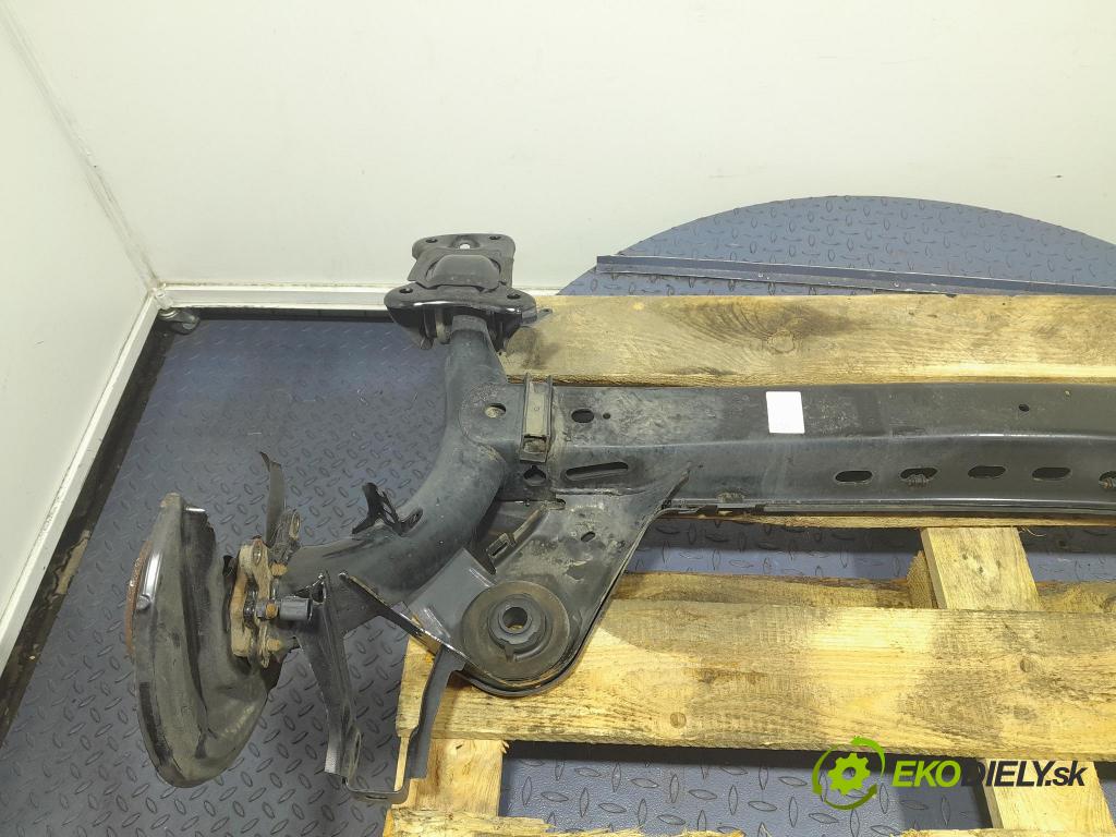 Skoda Octavia 2023 výstuha Pozastavenia: zad 5Q0501115