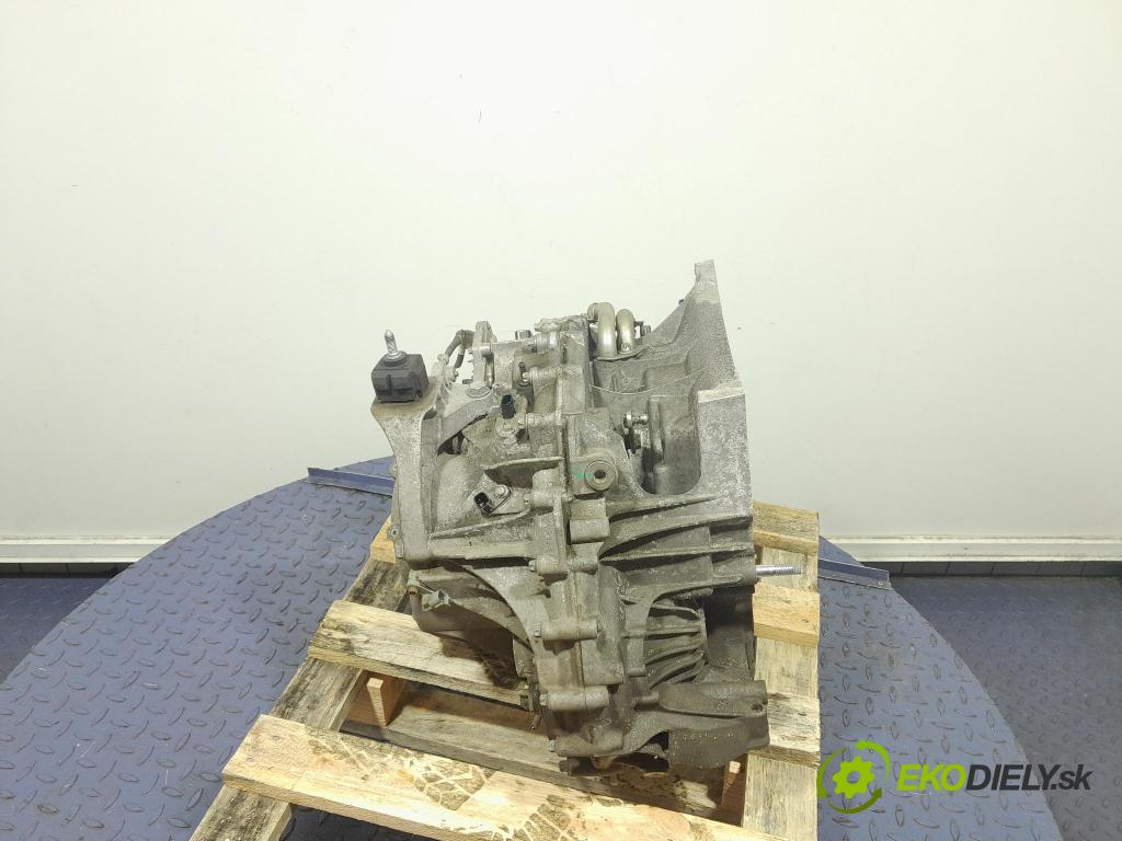 Renault Talisman 2017 převodovka Ozubené kola: Automatický DW5004