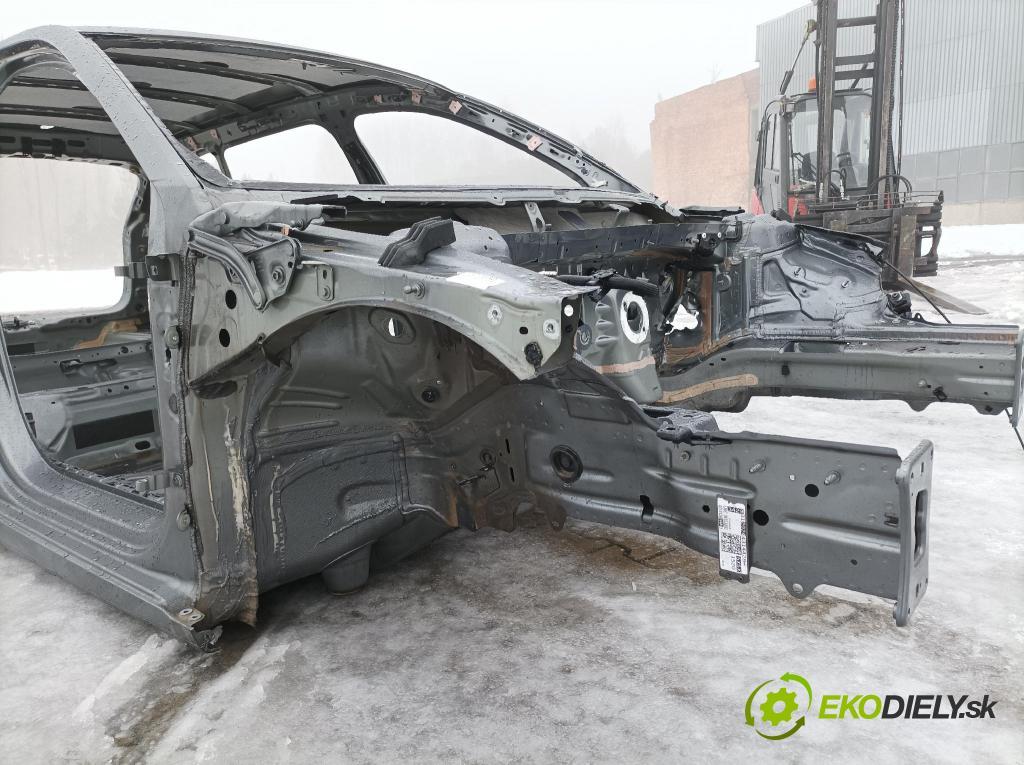 Skoda Octavia 0 štvrťka Prava: