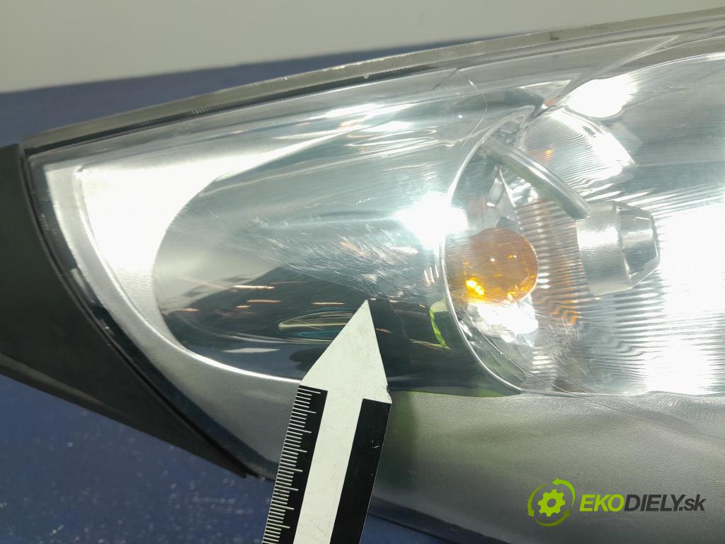 Chevrolet Spark 2013 Reflektor: v pravo: