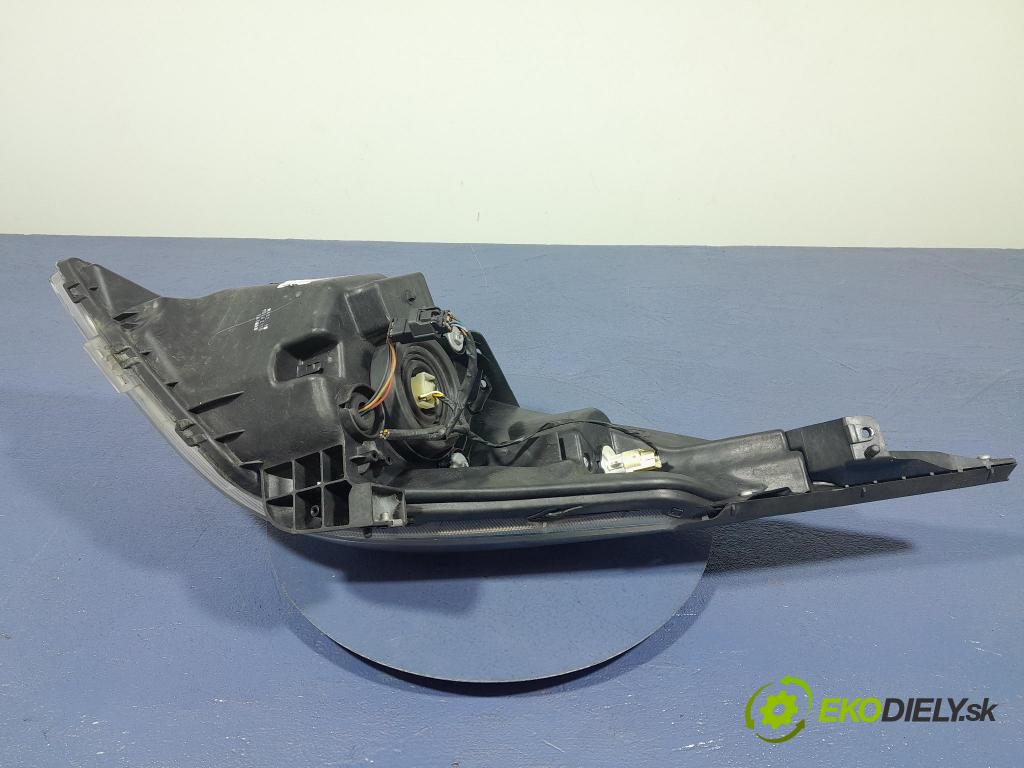 Chevrolet Spark 2013 Reflektor: v pravo: