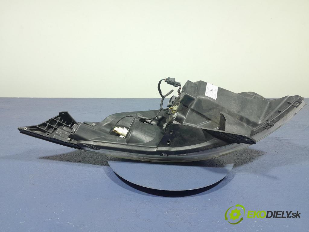 Chevrolet Spark 2013 Reflektor: v pravo: