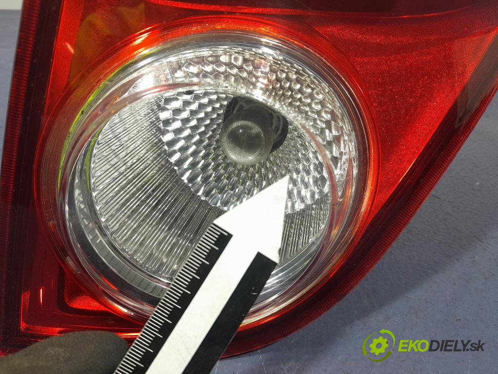 Chevrolet Spark 2013 svetlo / reflektor zad Prava: Vonkajsia:
