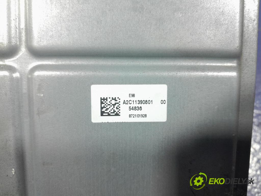 Opel Astra 2017 riadiaca jednotka Motor: 55501607