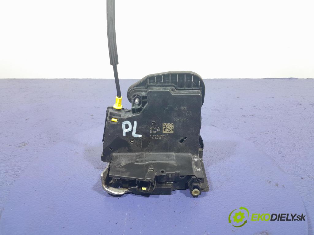 Opel Astra 2017 zámok dvere Predné Vľavo: