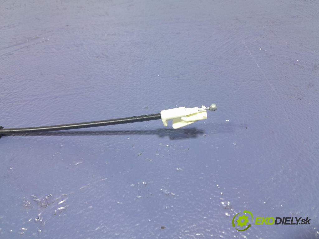 Opel Astra 2017 zámok dvere Predné Vľavo: