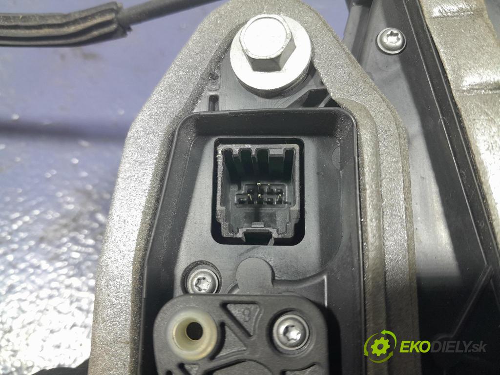 Opel Astra 2017 zámok dvere Predné Vľavo: 