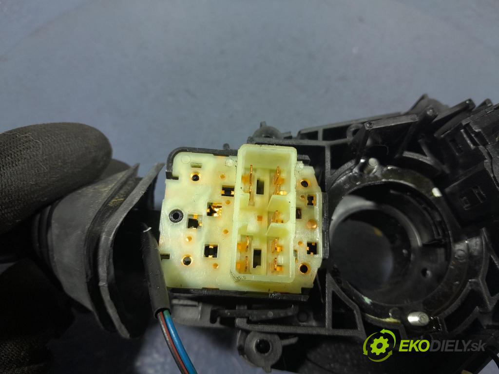 Chevrolet Spark 2013 prepínač Komplex: