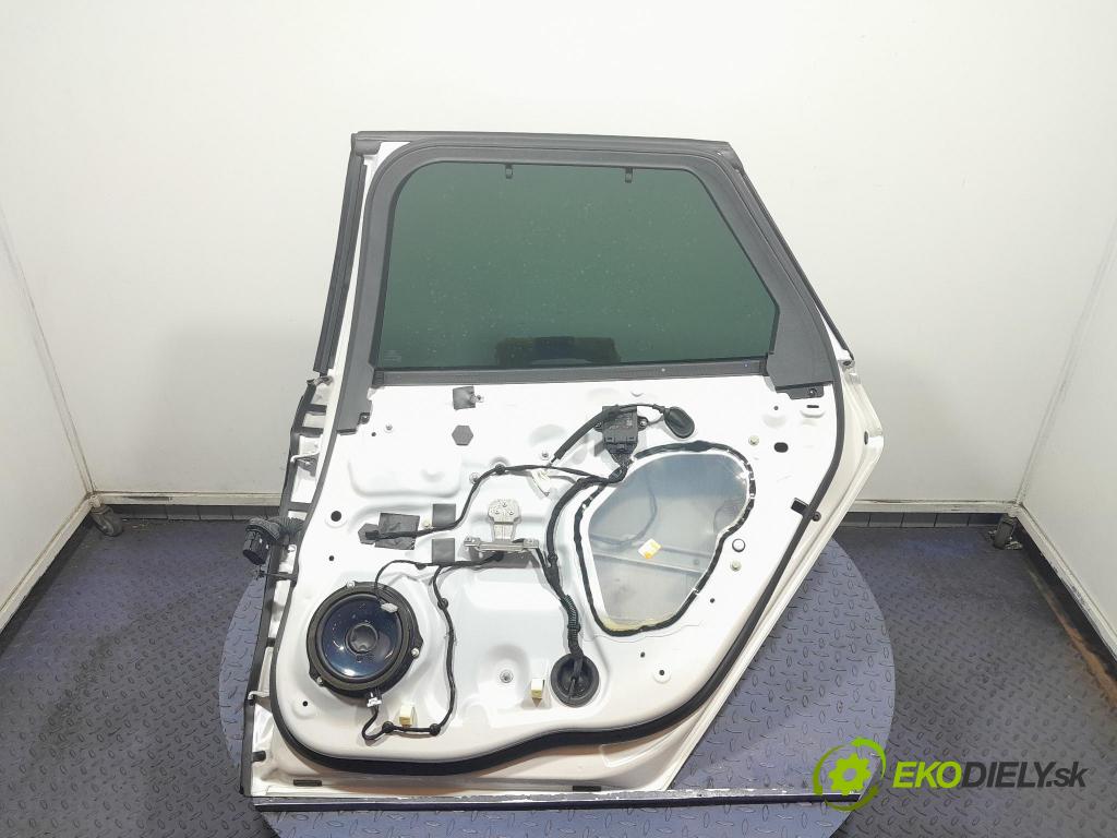 Ford Mondeo 2017 dvere zad pravé 