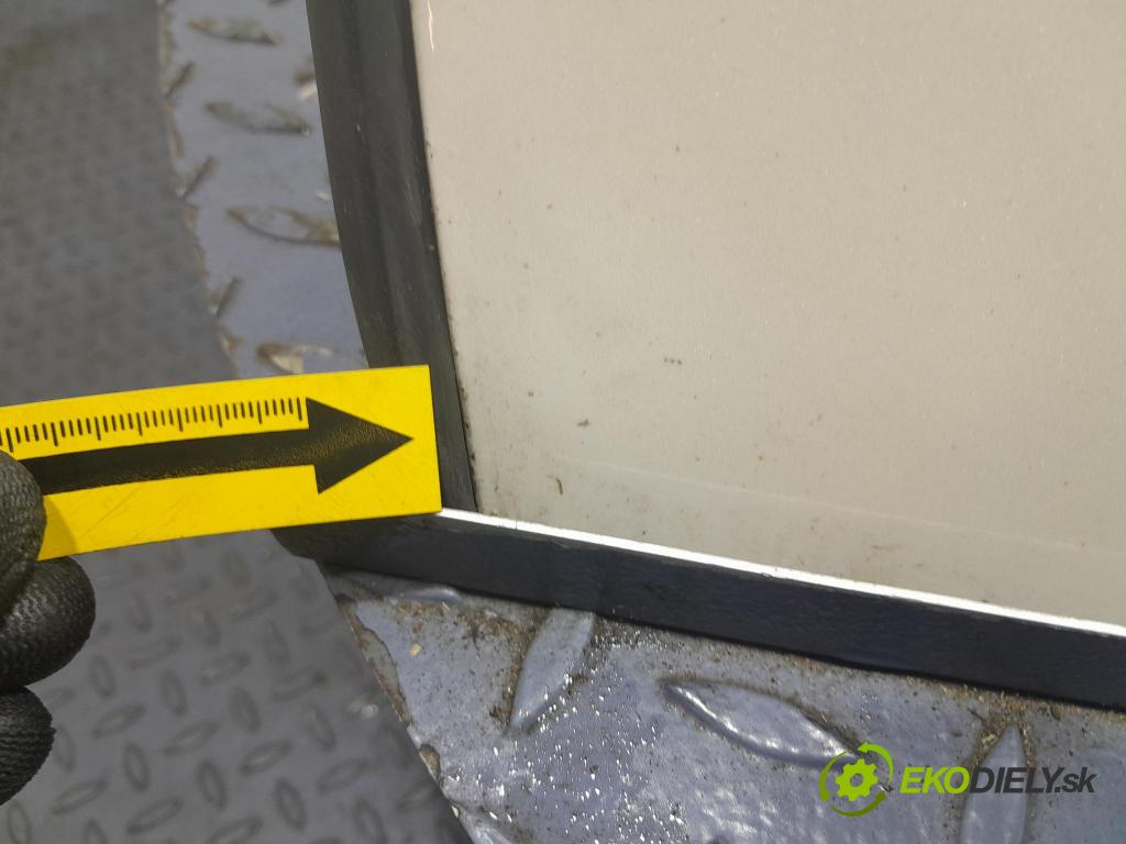 Ford Mondeo 2017 dvere zad Vľavo: