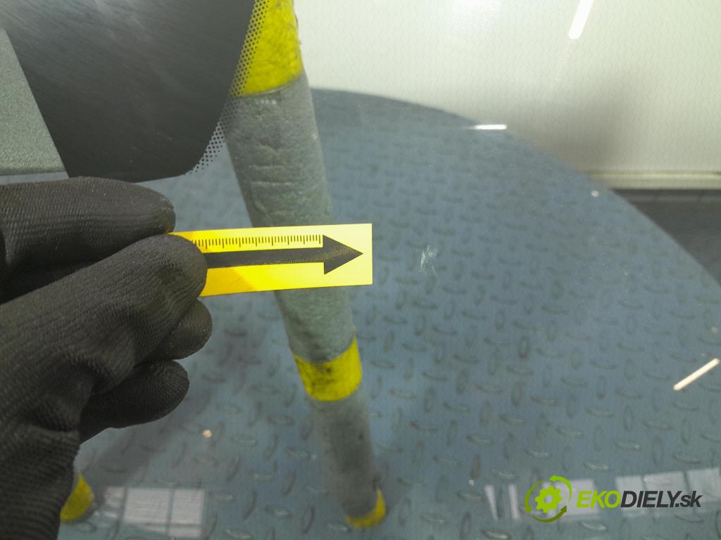 Ford Mondeo 2017 sklo Predné: přední: