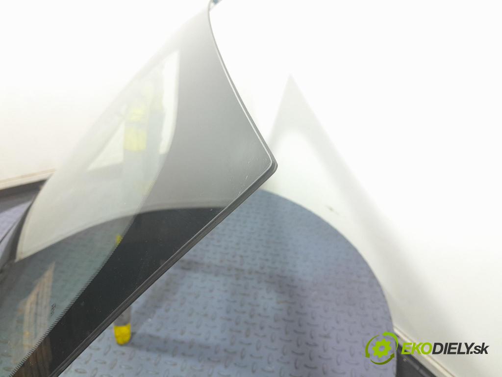 Ford Mondeo 2017 sklo Predné: přední: