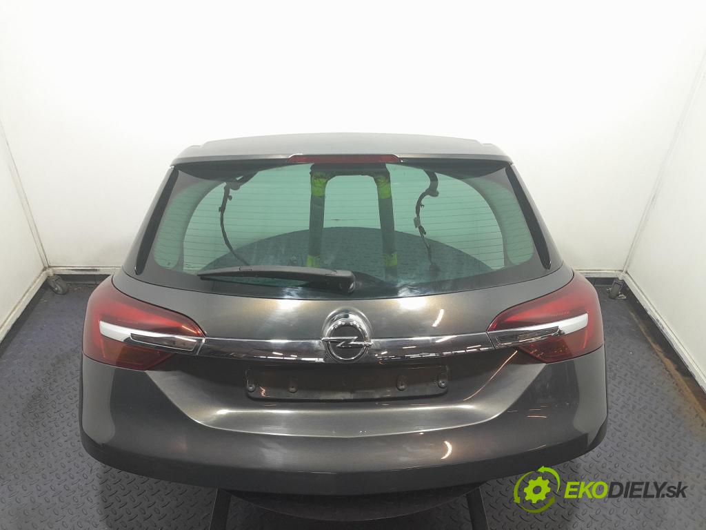 Opel Insignia 2014 zadna dveře kufra: kufra: