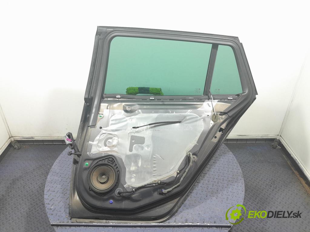 Opel Insignia 2014 dvere zad pravé 