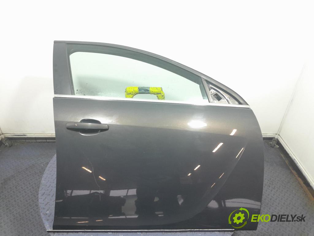 Opel Insignia 2014 dvere Predné pravé