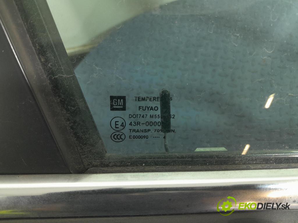 Opel Insignia 2014 dvere Predné pravé