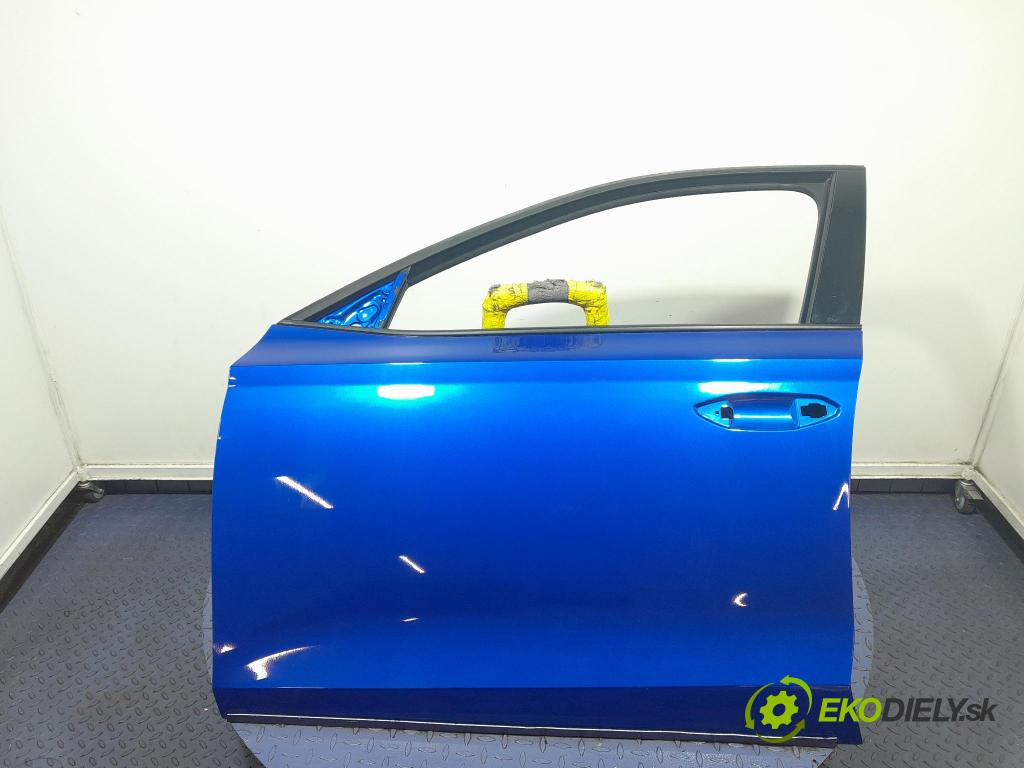 Skoda Octavia 2023 dvere Predné Vľavo: