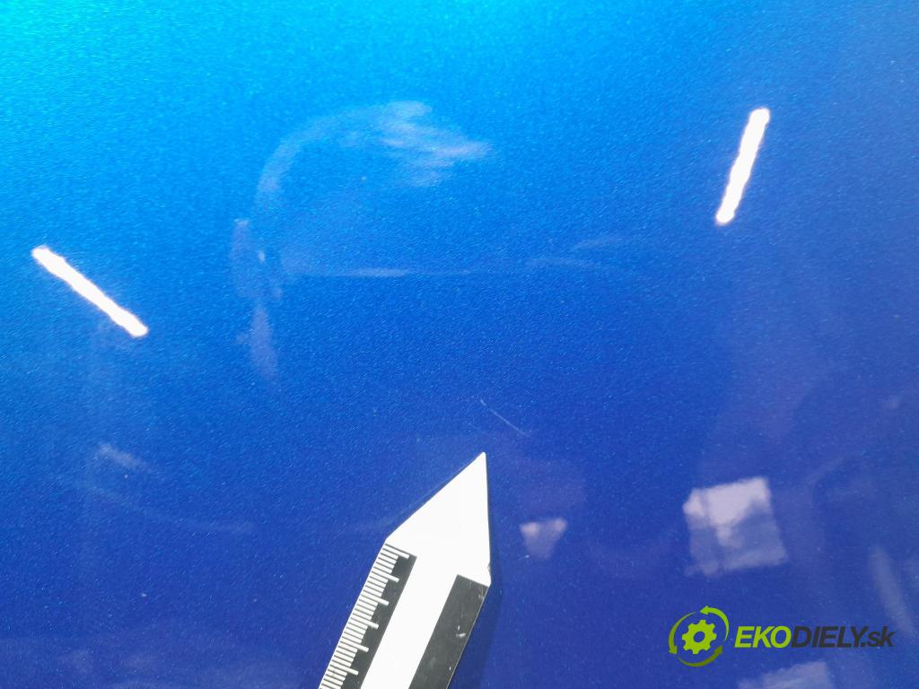 Skoda Octavia 2023 dvere Predné Vľavo: