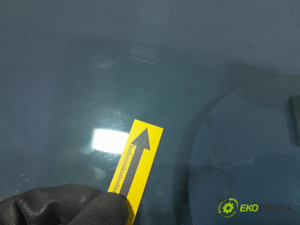 Skoda Octavia 2023 sklo dvere Predné Prava: 5E3845202