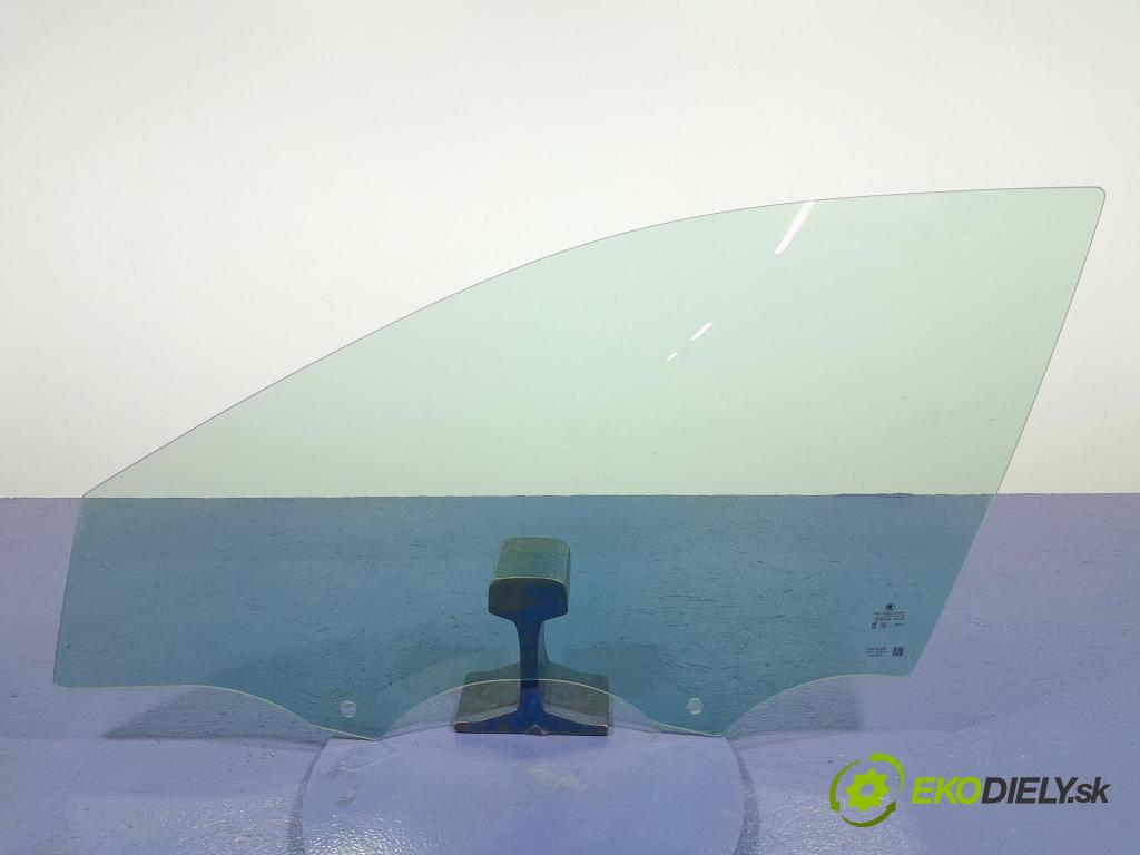 Skoda Octavia 2023 sklo dvere Predné ľavá 5E3845201