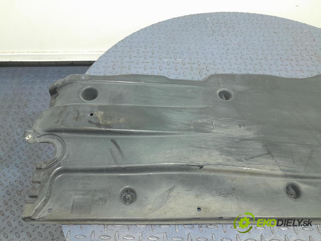 Skoda Octavia 2023 kryt Plast: podvozek: 5WA825202E