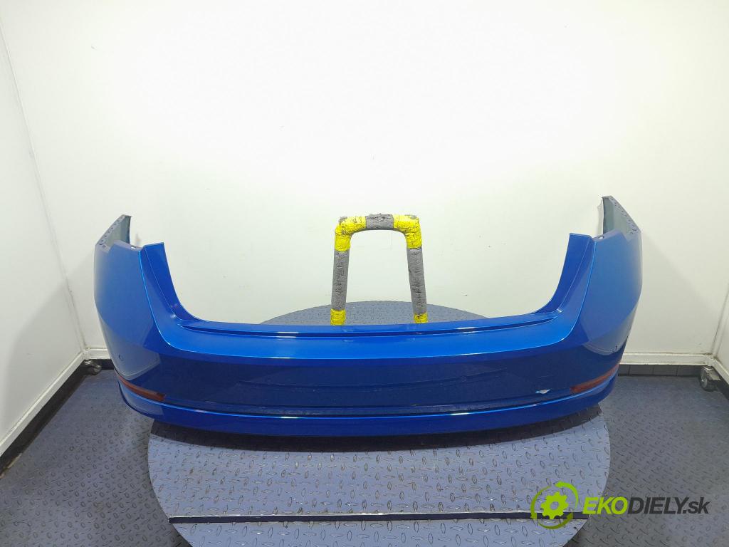 Skoda Octavia 2023 nárazník zad