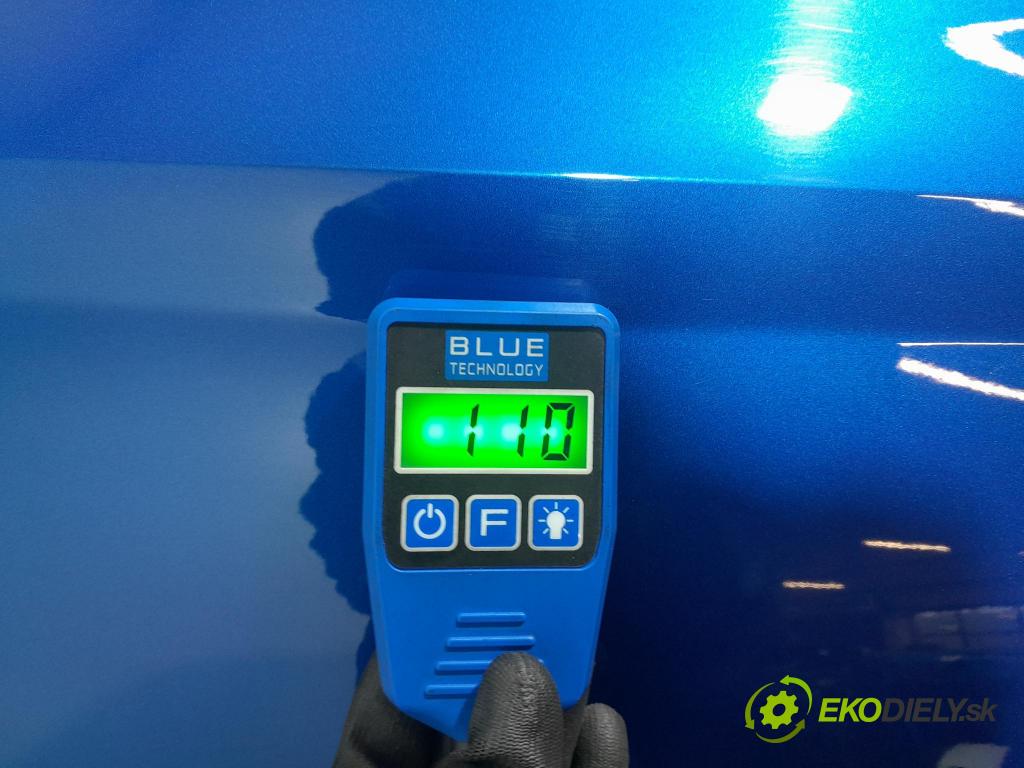 Skoda Octavia 2023 dvere zad pravé