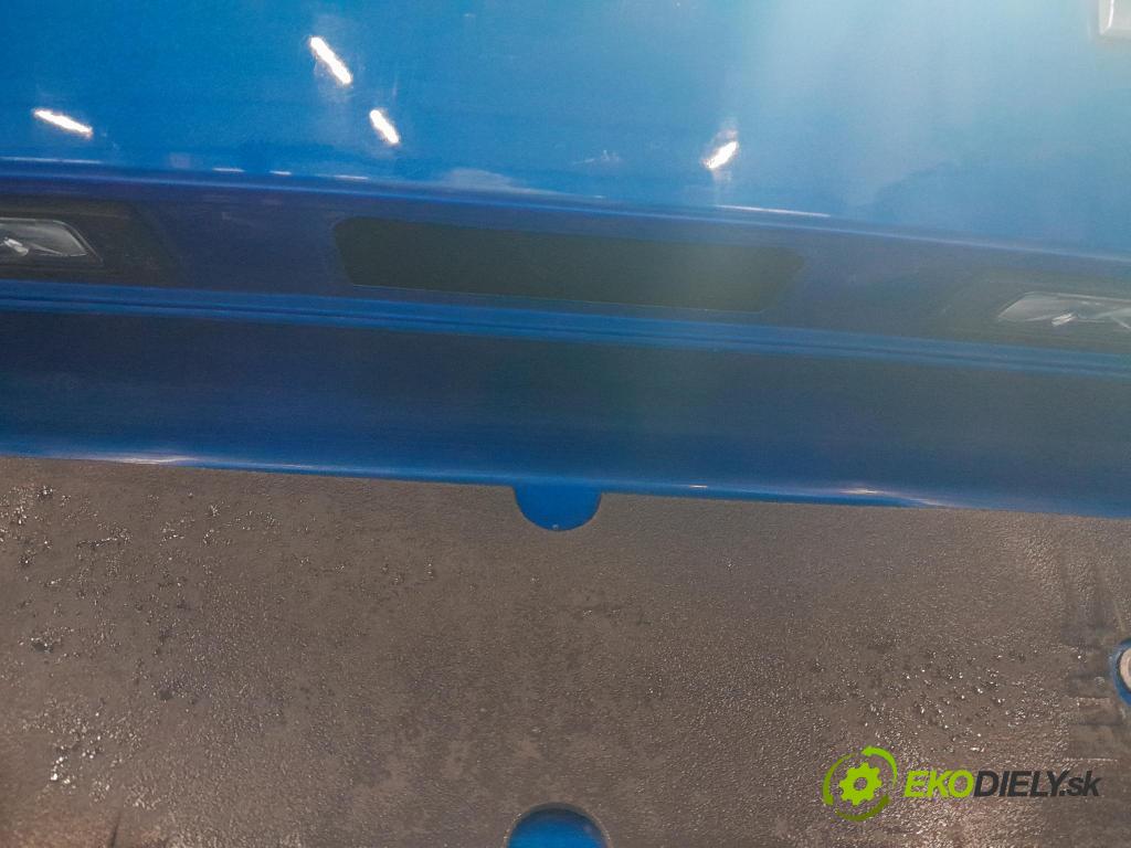 Skoda Octavia 2023 zadna dveře kufra: kufra: