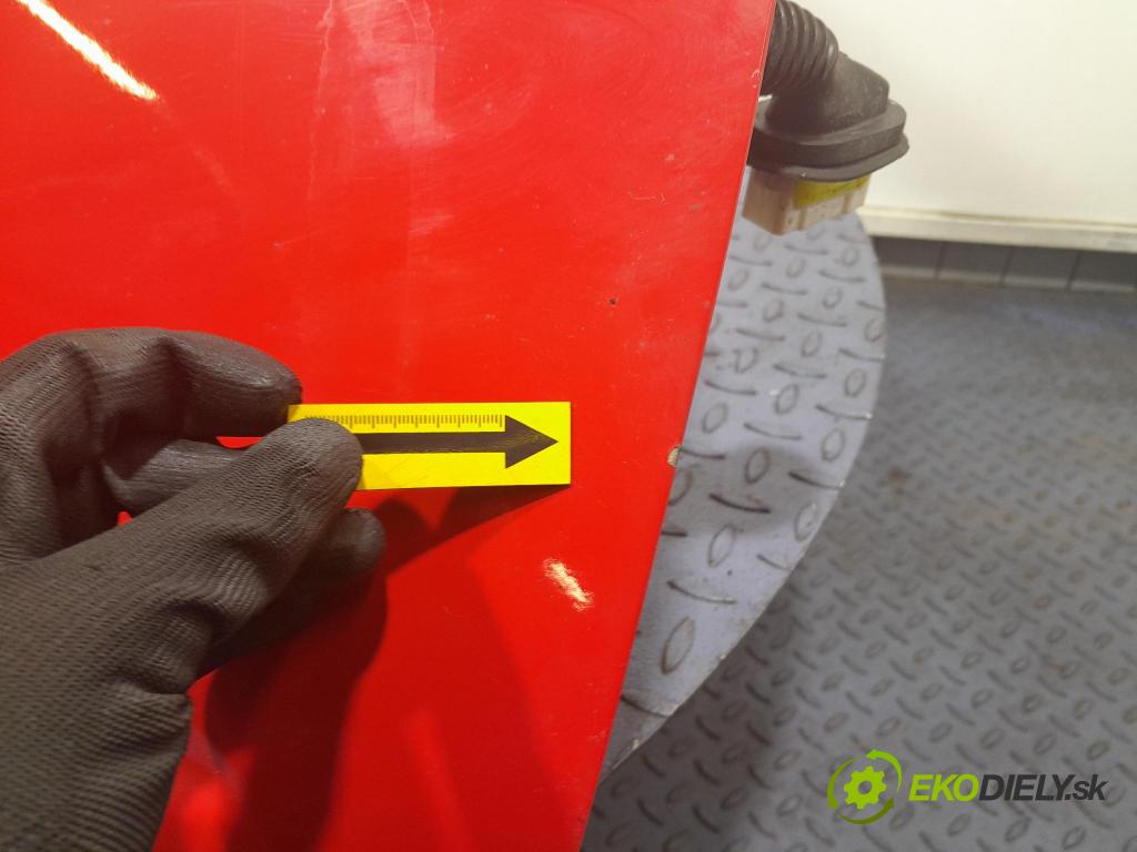 Chevrolet Spark 2013 dveře před prave