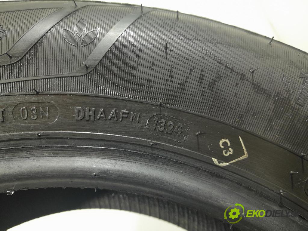 Hyundai I30 2013 pneumatika Multi-sezóna: 8904288104882