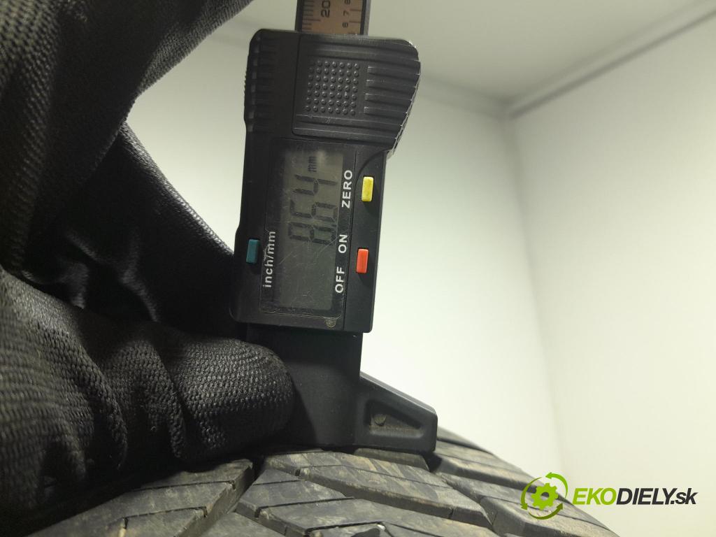 Hyundai I30 2013 pneumatika Multi-sezóna: 8904288104882