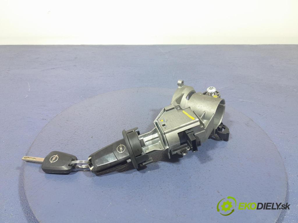 Opel Corsa 2008 Spínač zapaľovania: 56155E