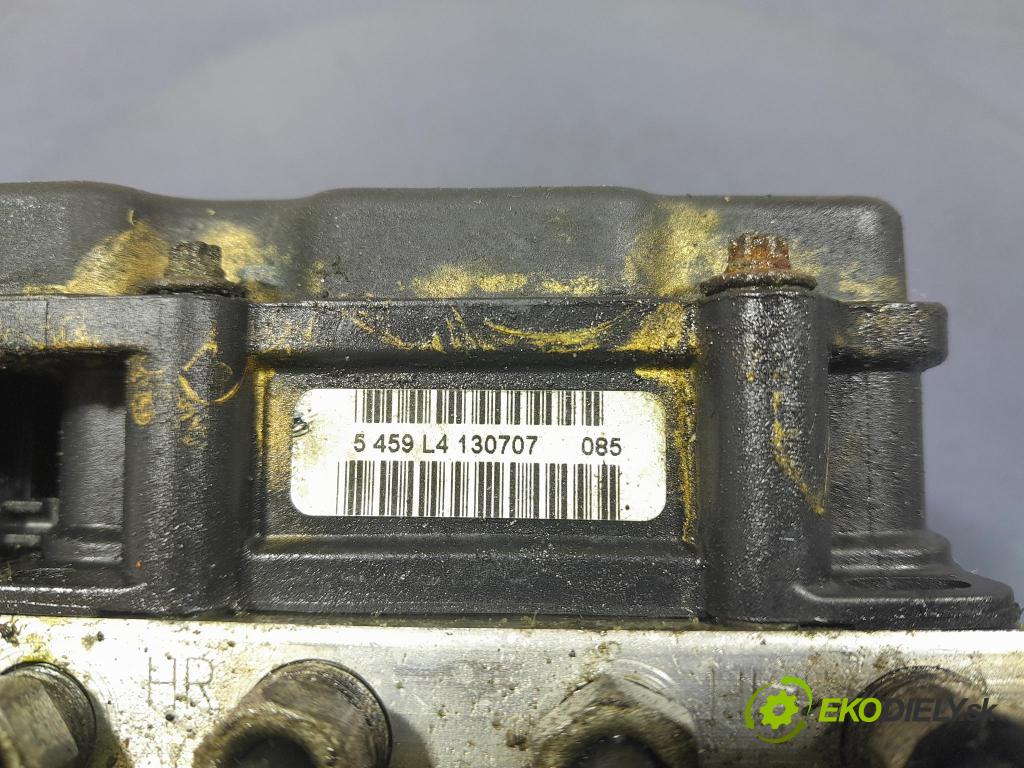 Opel Corsa 2008 čerpadlo ABS x 13277812