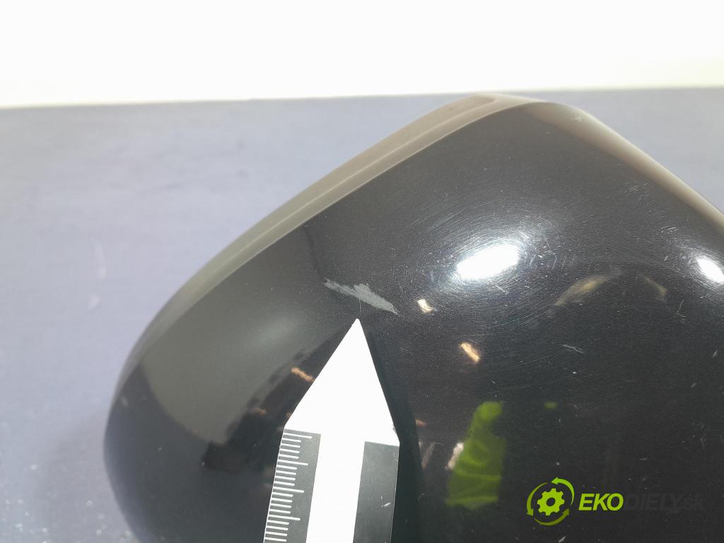 Opel Corsa 2008 zrkadlo pravé