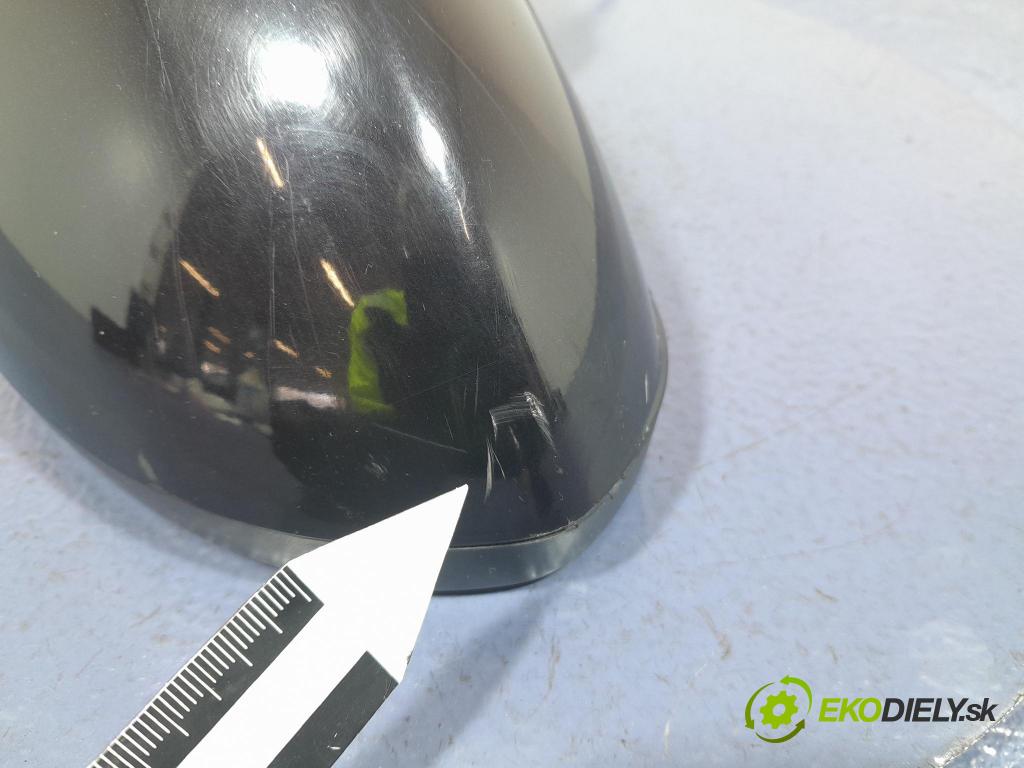 Opel Corsa 2008 zrkadlo pravé 