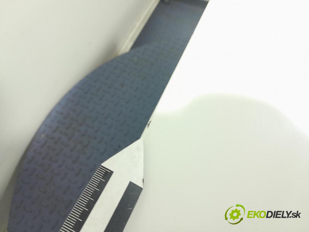 Hyundai I30 2013 zadna dveře kufra: kufra: