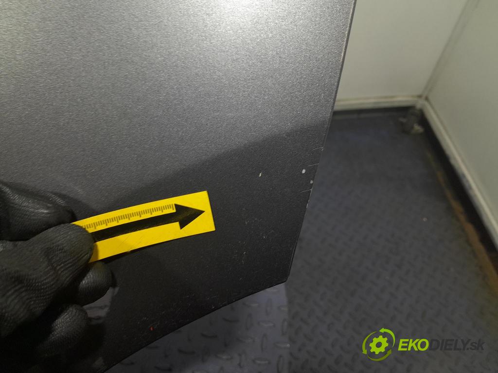 Citroen C5 aircross 2019 dvere zad Vľavo: