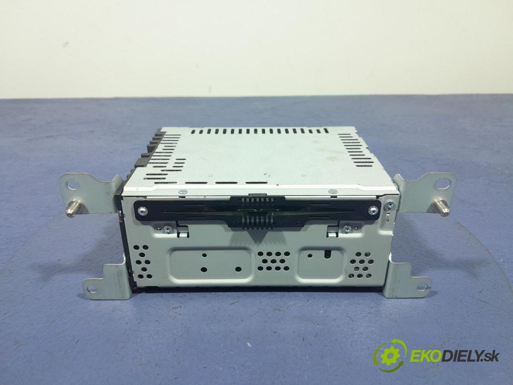 Ford Mondeo 2016 Radio I Navigácia: DS7T-19C107-DN