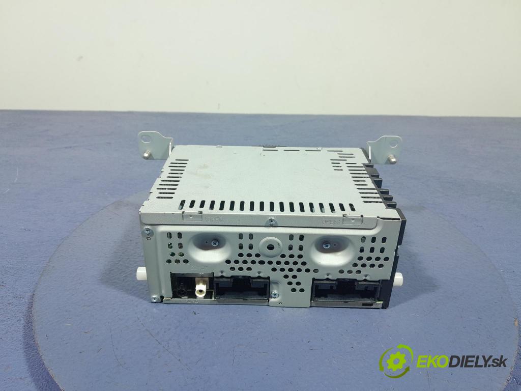 Ford Mondeo 2016 Radio I Navigácia: DS7T-19C107-DN