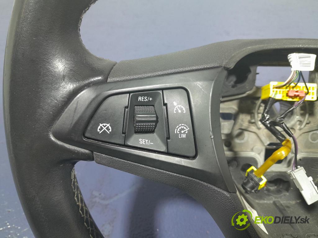 Opel Astra 2017 volant 39070464